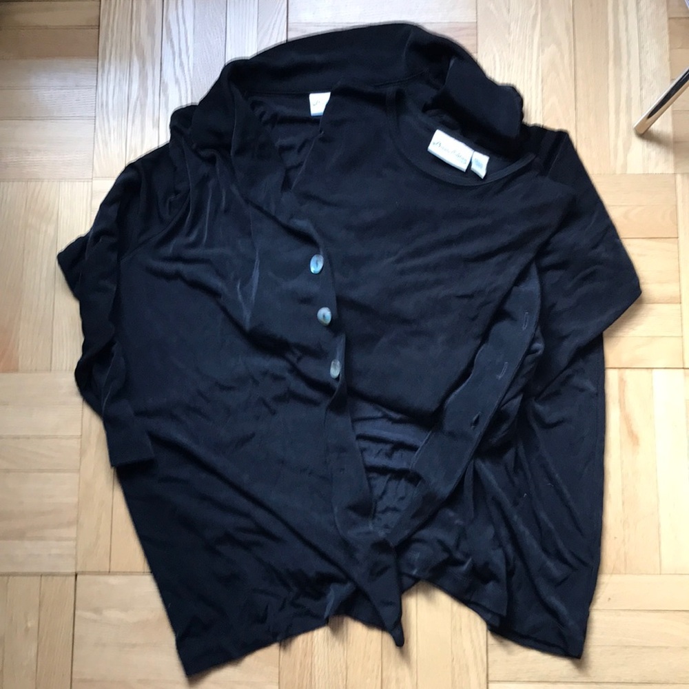 Black Chico’s twin set. Size 3
